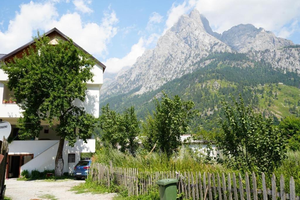 Guesthouse Skender Selimaj Valbone Luaran gambar